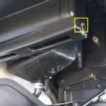 取り外し場所と力を入れる場所を知る2021年10月5日交換、純正「95860-81A01」デンソー「014535-1120」エアコンフィルター交換スズキキャリィDA16T交換・軽貨物ジャーナリスト「モクバブログ」mokubaブログ・非志チャンネル林・F西田･袋小路金造残日禄