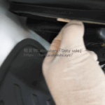 フィルターの取り外し方2021年10月5日交換、純正「95860-81A01」デンソー「014535-1120」エアコンフィルター交換スズキキャリィDA16T交換・軽貨物ジャーナリスト「モクバブログ」mokubaブログ・非志チャンネル林・F西田･袋小路金造残日禄