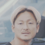 酒に酔って路上に座り込んでいた面識のない20代の女性に介抱するふりをしてわいせつな行為をするなどした疑いで職業不詳・相沢礼生43歳が逮捕された