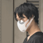 神奈川県・葉山町立葉山中学校の臨時的任用職員・石川勝也容疑者(28)は去年、神奈川県内の施設で女子児童2人の下着を盗撮し、動画などをグループチャットで共有した疑い